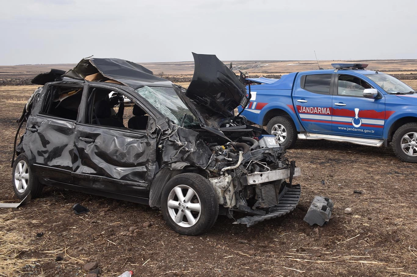 sanliurfa-diyarbakir-yolunda-ikinci-kaza-7-yarali-2.webp