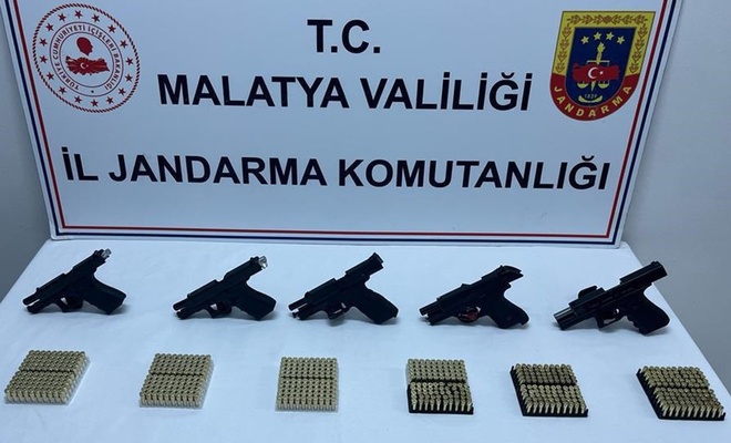 malatyada-ruhsatsiz-silahlar-ele-gecirildi-651a322c.jpg