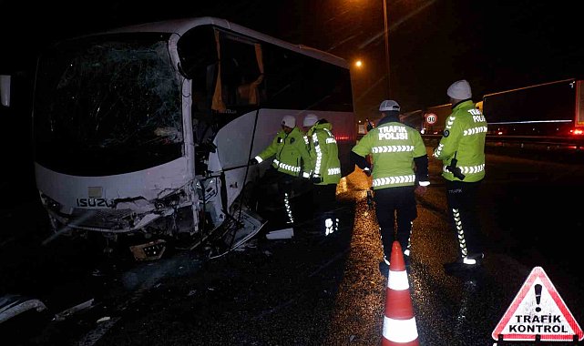 edirne39de-polis-servis-araci-ile-otobus-carpisti-1039u-polis-11-yarali.jpg