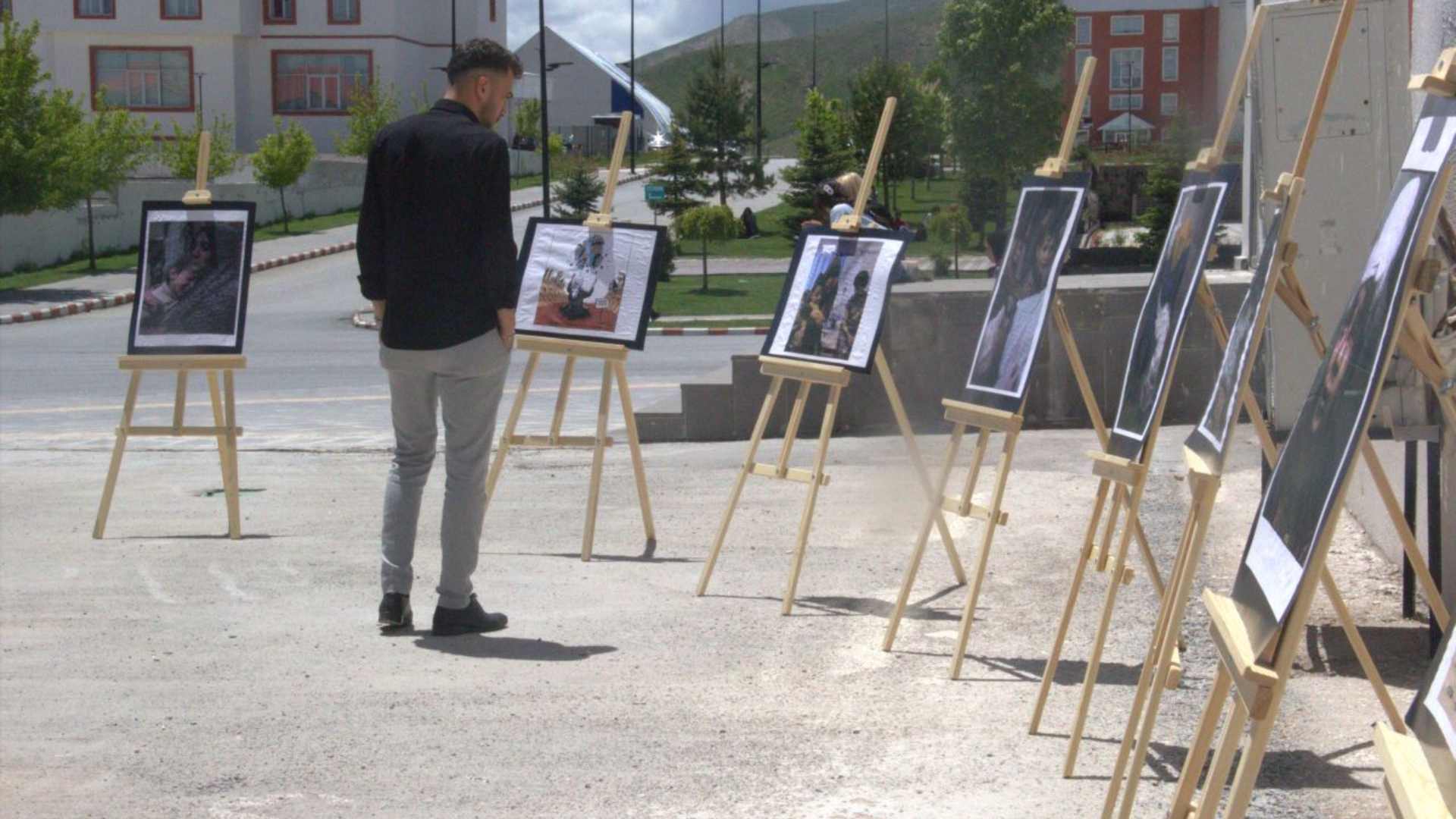 gazze-adli-fotograf-sergisi-acildi-9.jpg