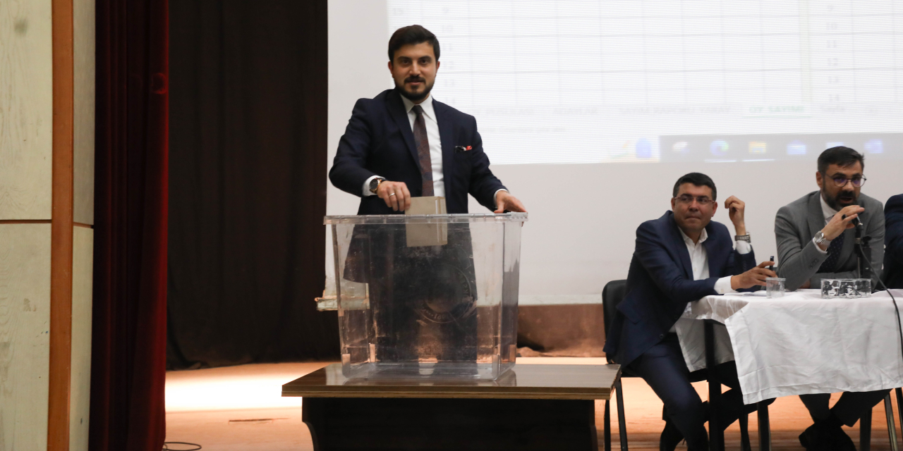 Bitlis'te Türkiye Belediyeler Birliği Meclis Üyeleri Belirlendi (1)