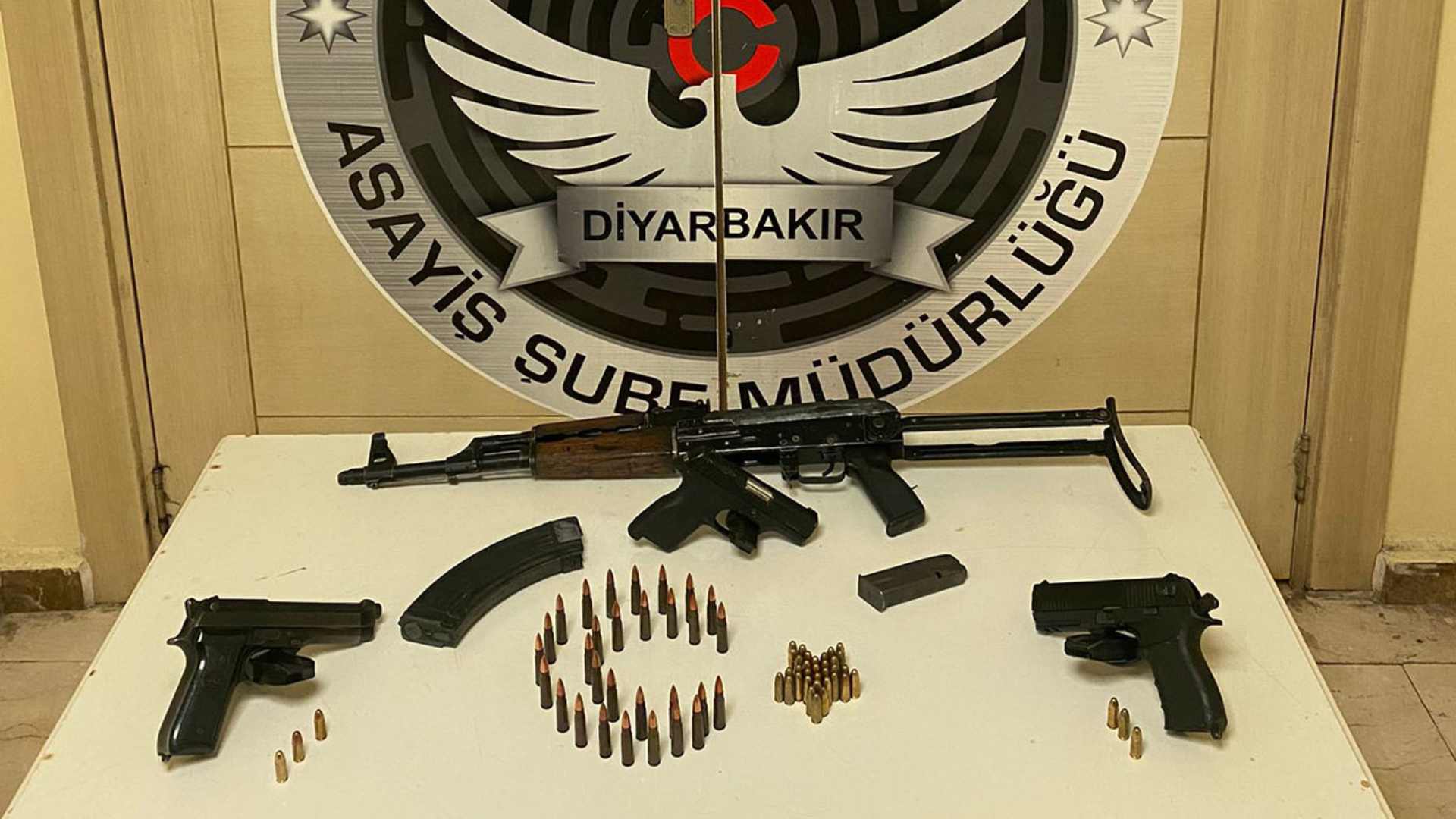 Diyarbakır'da Suç Çetesine Operasyon 9 Gözaltı (5)