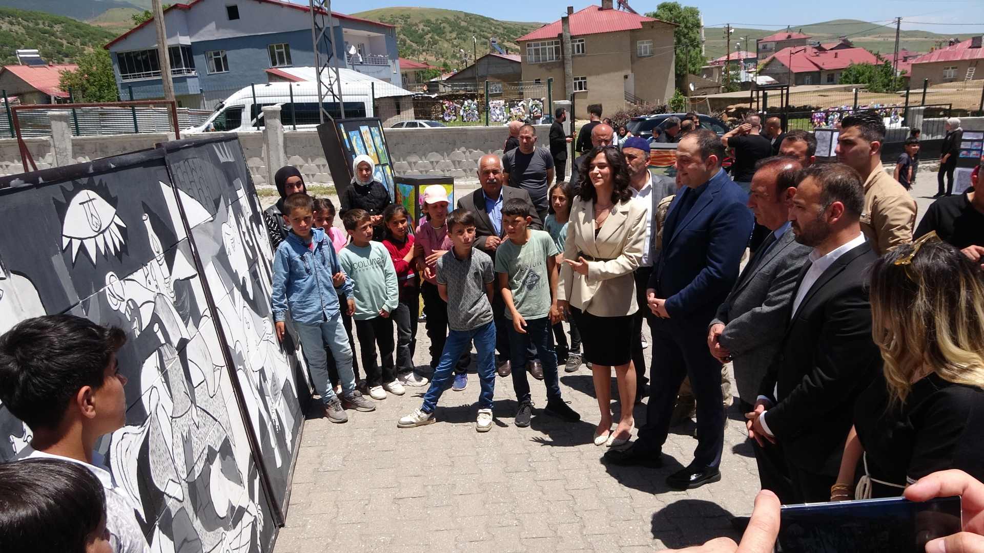 Ünlü Ressamlara Taş Çıkartan Sergi Büyük Beğeni Topladı (4)