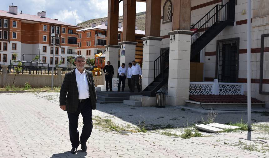 Bitlis'te Müftü Geylani’den Öğrencilere Bisikletli Etkinlik (4)