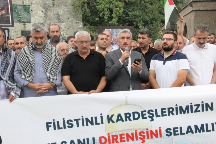 Bitlis'te Şehid İsmail Haniyye İçin Gıyabi Cenaze Namazı Ve Basın Açıklaması (21)