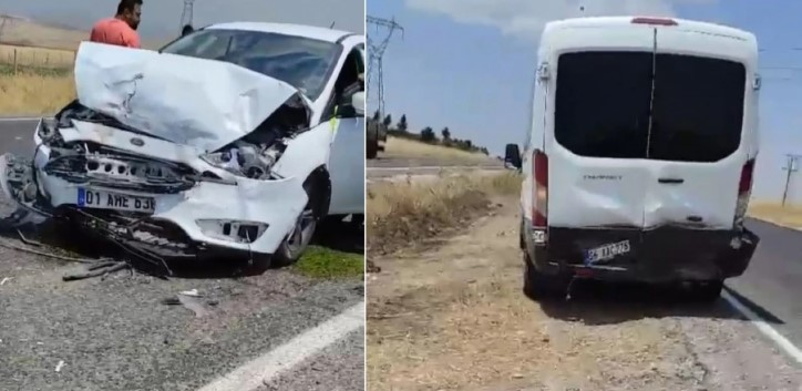 Siirt’te Otomobil Ile Öğrenci Minibüsü Çarpıştı