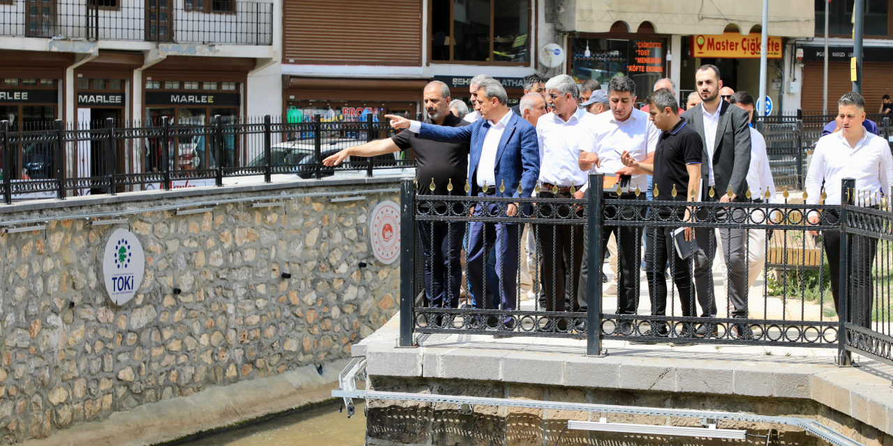 Vali Karaömeroğlu, Bitlis'te Dere Üstü Projesini İnceledi (1)