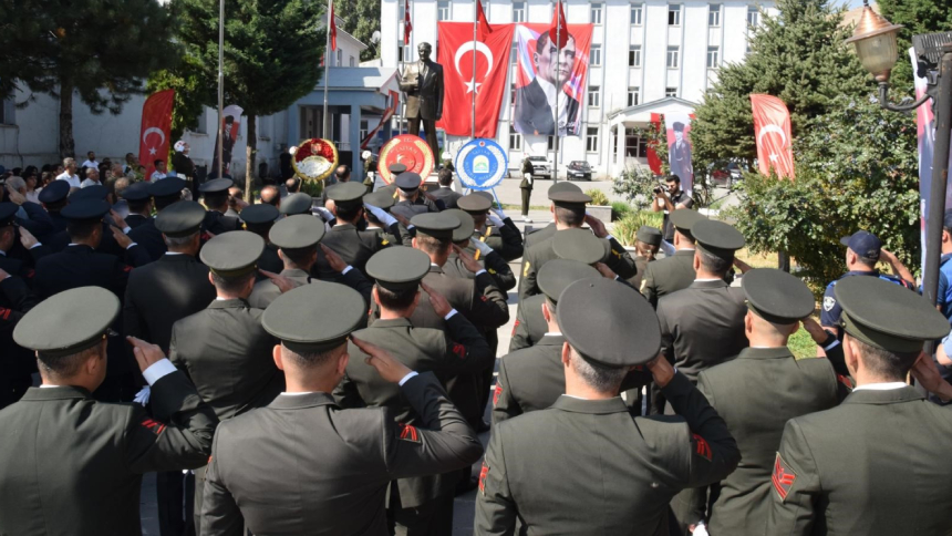 Tatvan’da 30 Ağustos Zafer Bayramı Coşkusu (1)