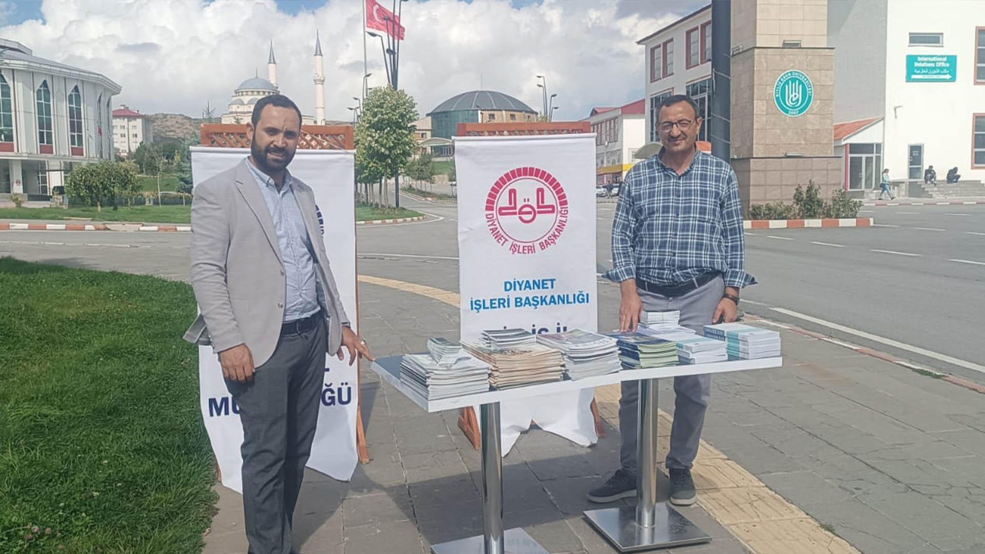 Bitlis İl Müftülüğü, Eren Üniversitesi'nde Gençlik Faaliyetleri Standı Kurdu