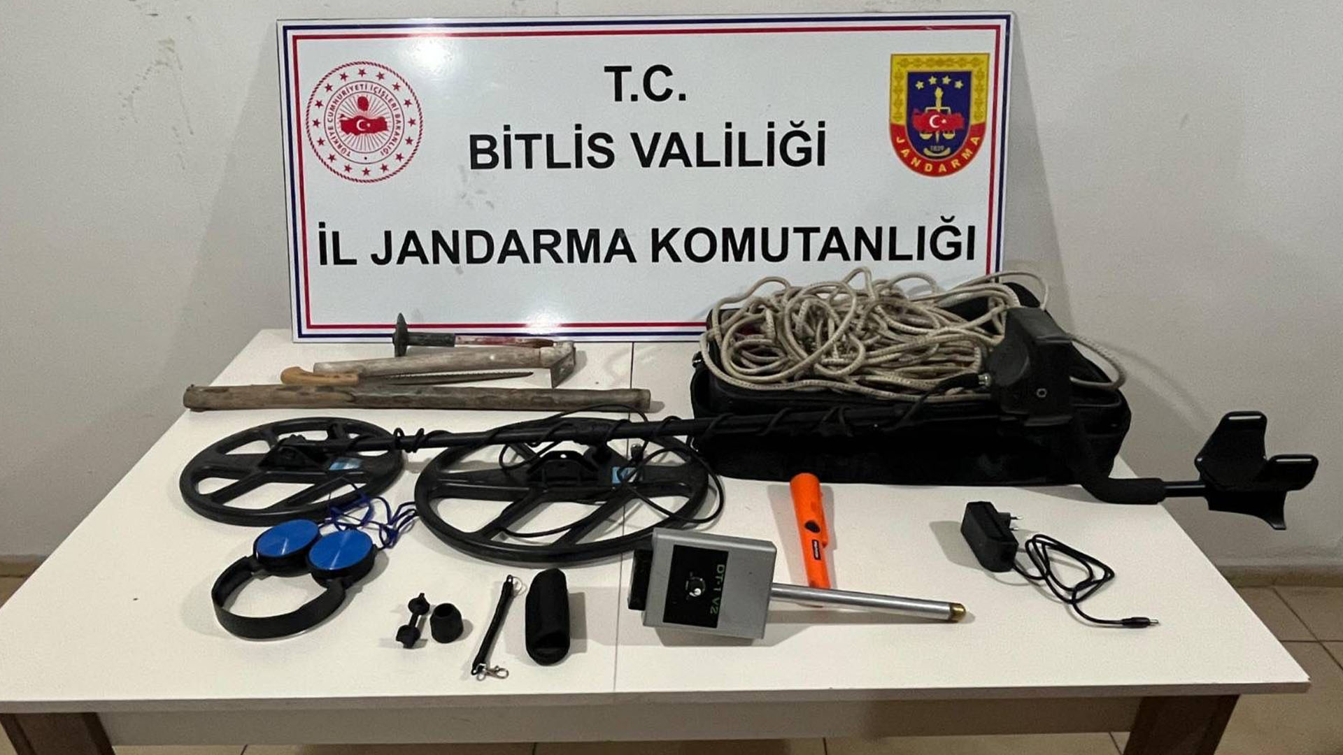 Bitlis’te 9 Kişi Suçüstü Yakalandı 1