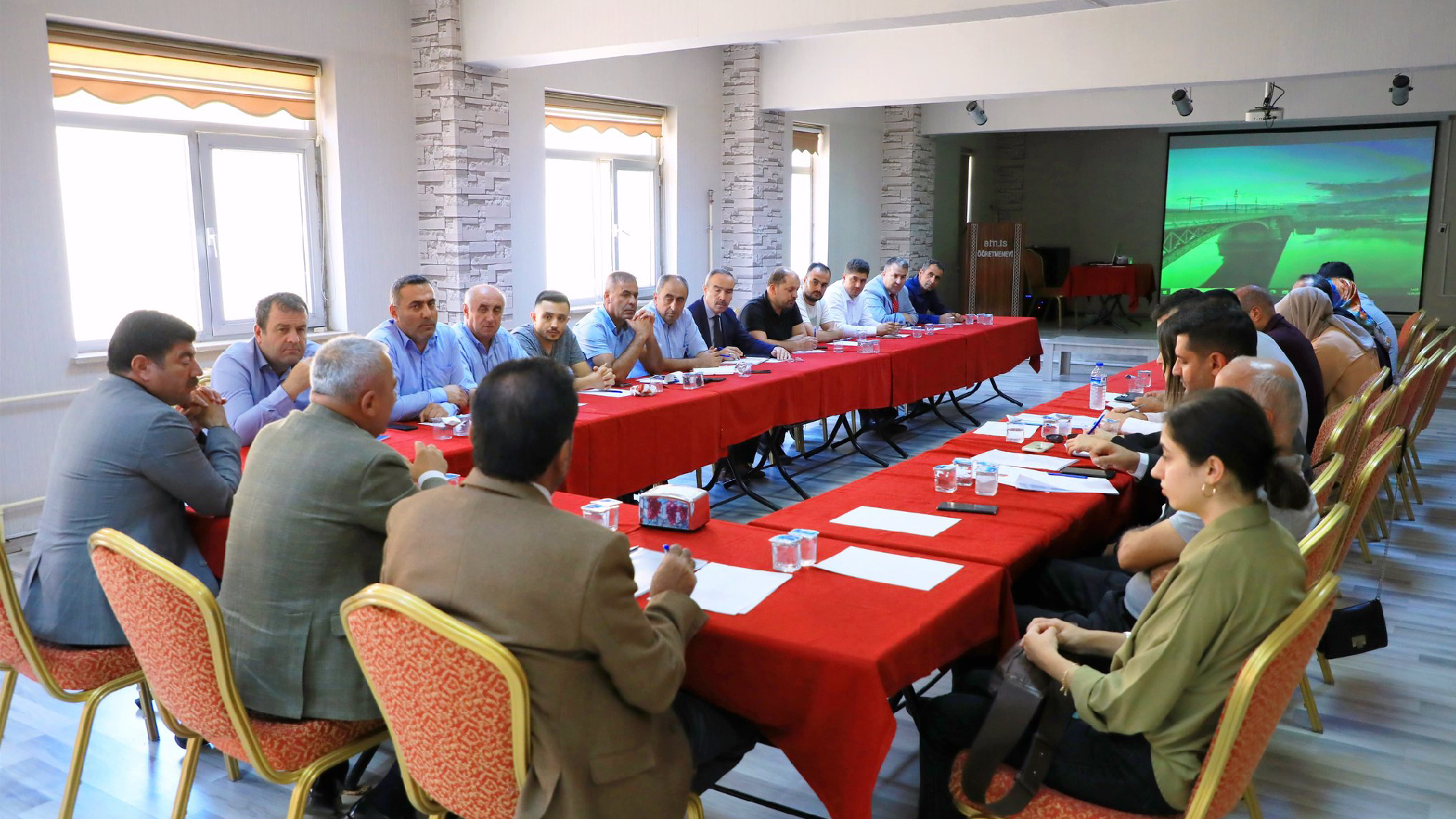 Bitlis'te Rehberlik Ve Psikolojik Danışma Hizmetleri Toplantısı Yapıldı (1)