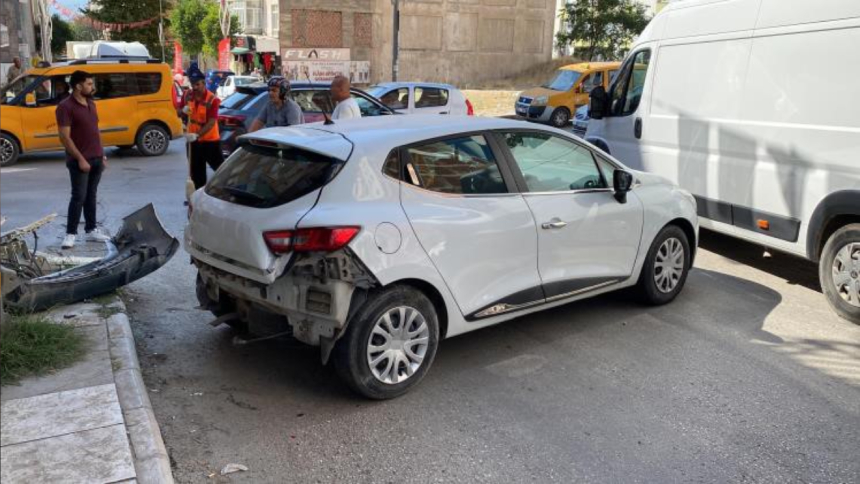 Elazığ’da Otomobil Çarpışması 1 Yaralı