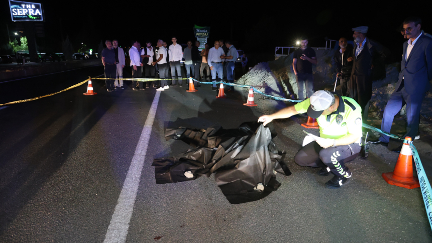 Elazığ’da Yaya Otomobil Çarpması Sonucu Hayatını Kaybetti (2)