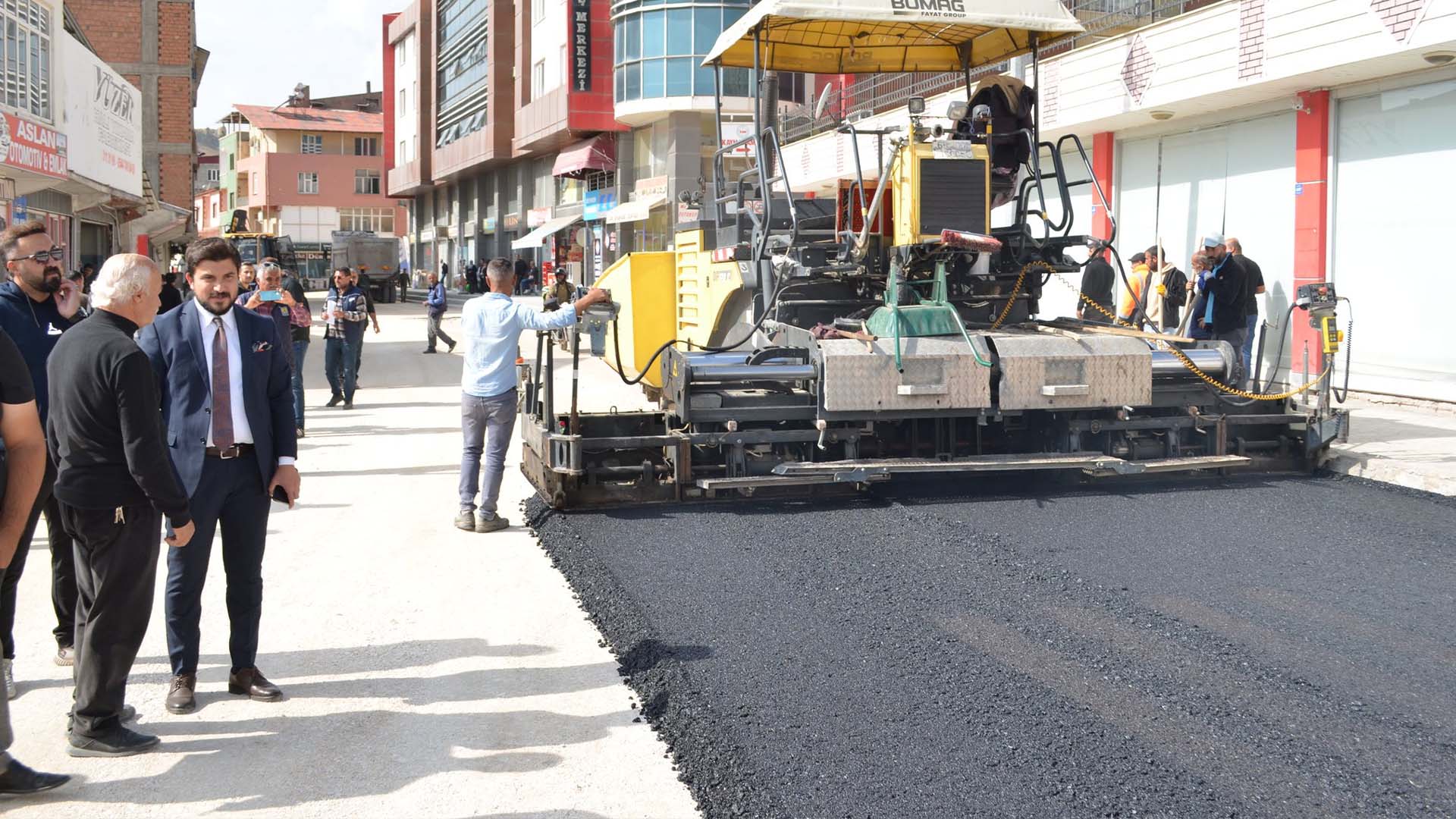 Adilcevaz’da Asfalt Çalışmaları Hız Kazandı 1