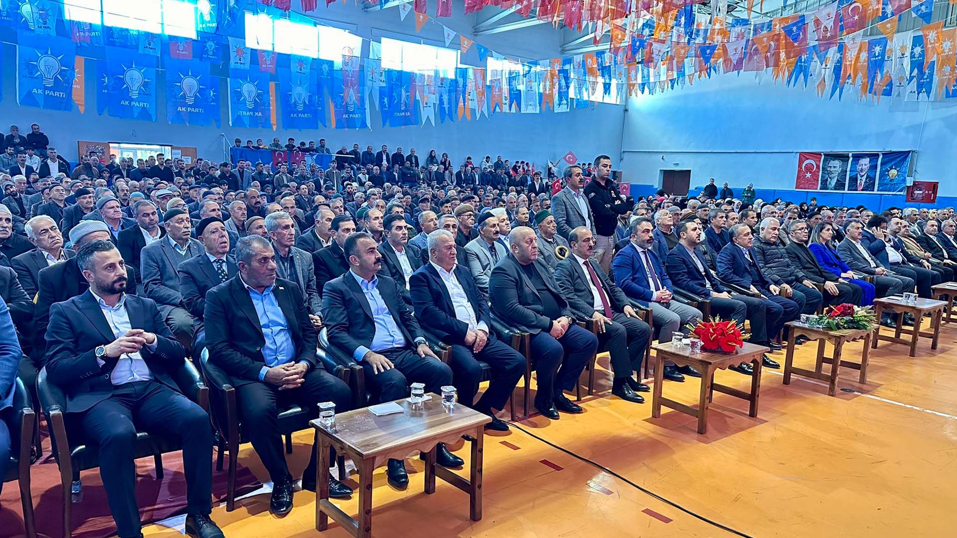 Bitlis'te Ak Parti 8. Olağan Kongresi Coşkuyla Gerçekleşti 1