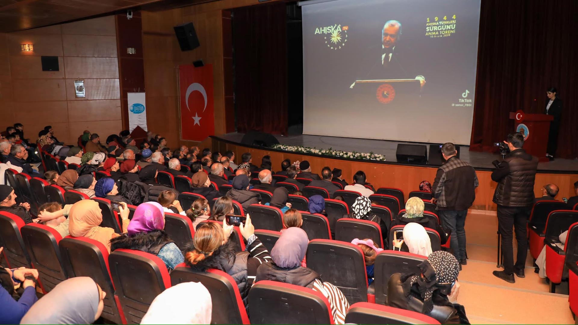 Ahlat'ta Ahıska Türkleri'nin Sürgün Edilişinin 80. Yılı Anıldı 2