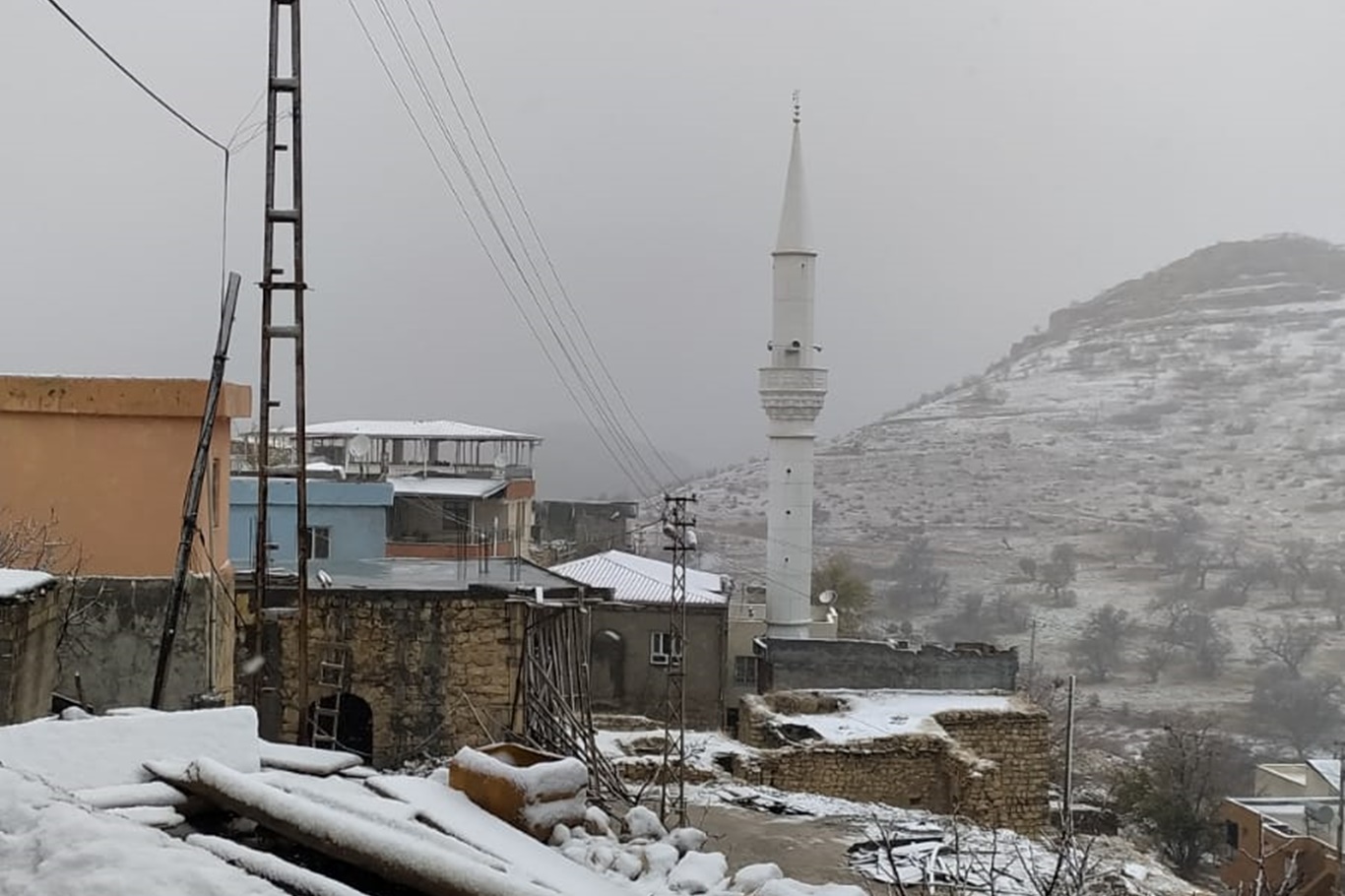 Batmanin Koylerine Mevsimin Ilk Kari Koyluleri Sevindirdi 93034499