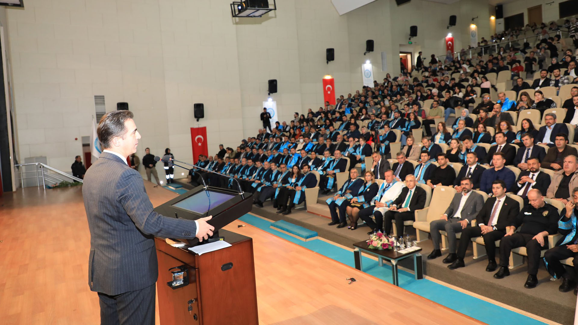 Bitlis Eren Üniversitesi 2024 2025 Eğitim Öğretim Yılı Açılış Töreni Gerçekleşti 1