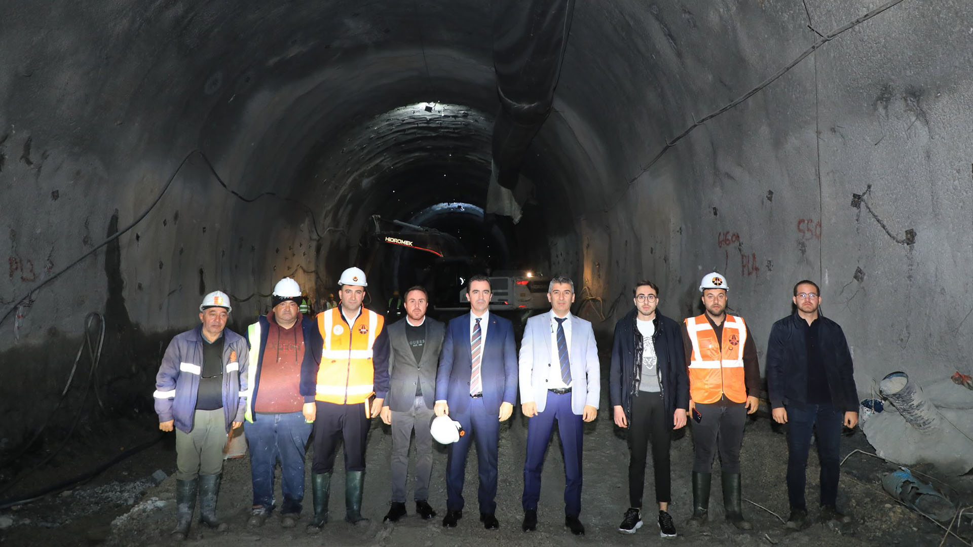 Bitlis Valisi Karakaya, Tatvan'daki Çalışmaları İnceledi 1