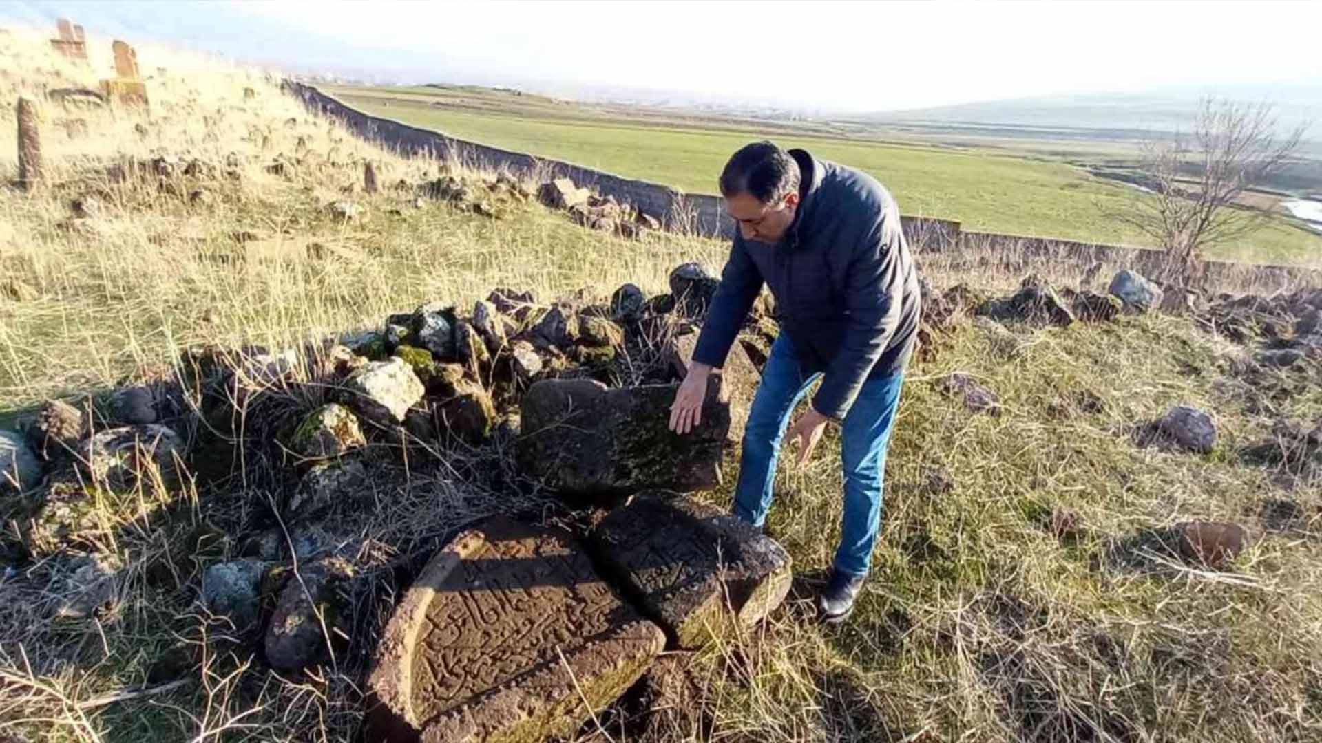 Bitlis'in Güroymak İlçesinde Tarihi Kitabe Bulundu 2