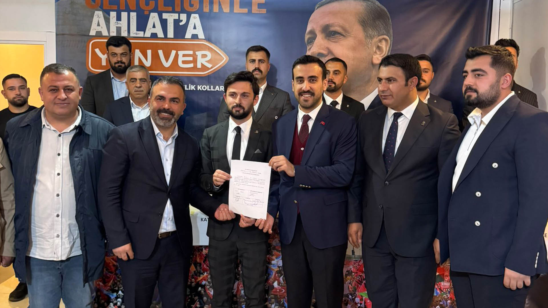 Bitlis'te Ak Parti Ve Gençlik Kongreleri Başladı 3