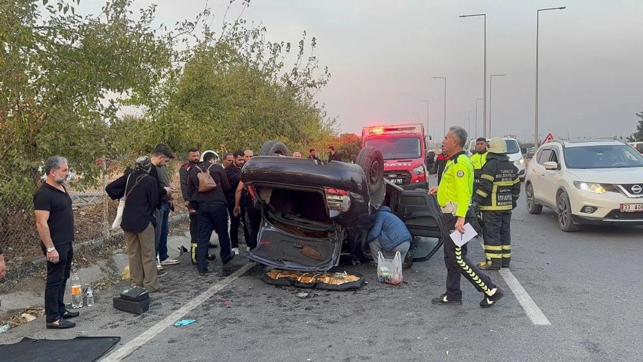 Kopege Carpmamak Icin Manevra Yapan Otomobil Takla Atti 4 Yarali