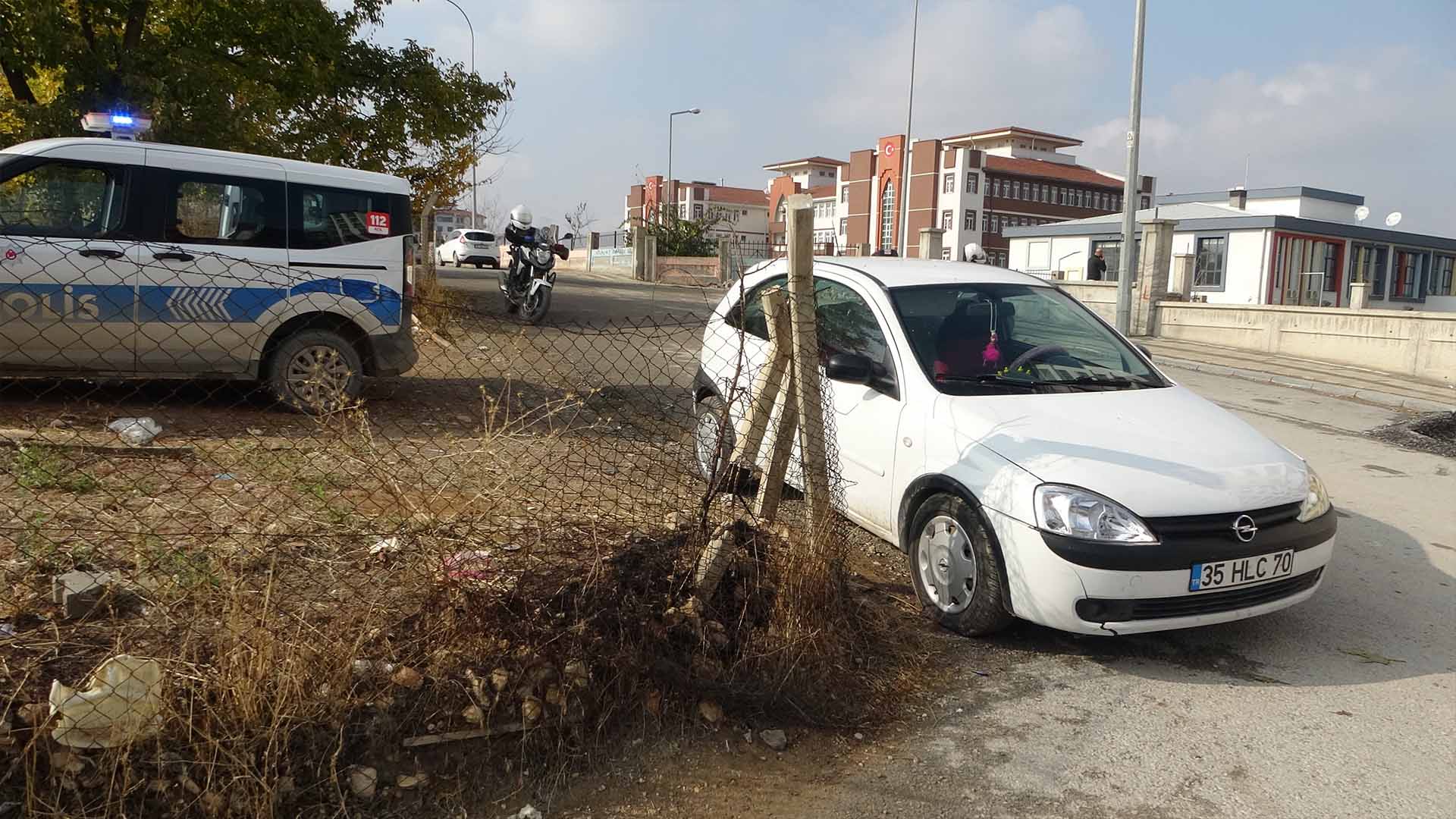 Malatya'da Kontrolden Çıkan Araç Öğrencilerin Arasına Daldı, 8 Yaralı 2