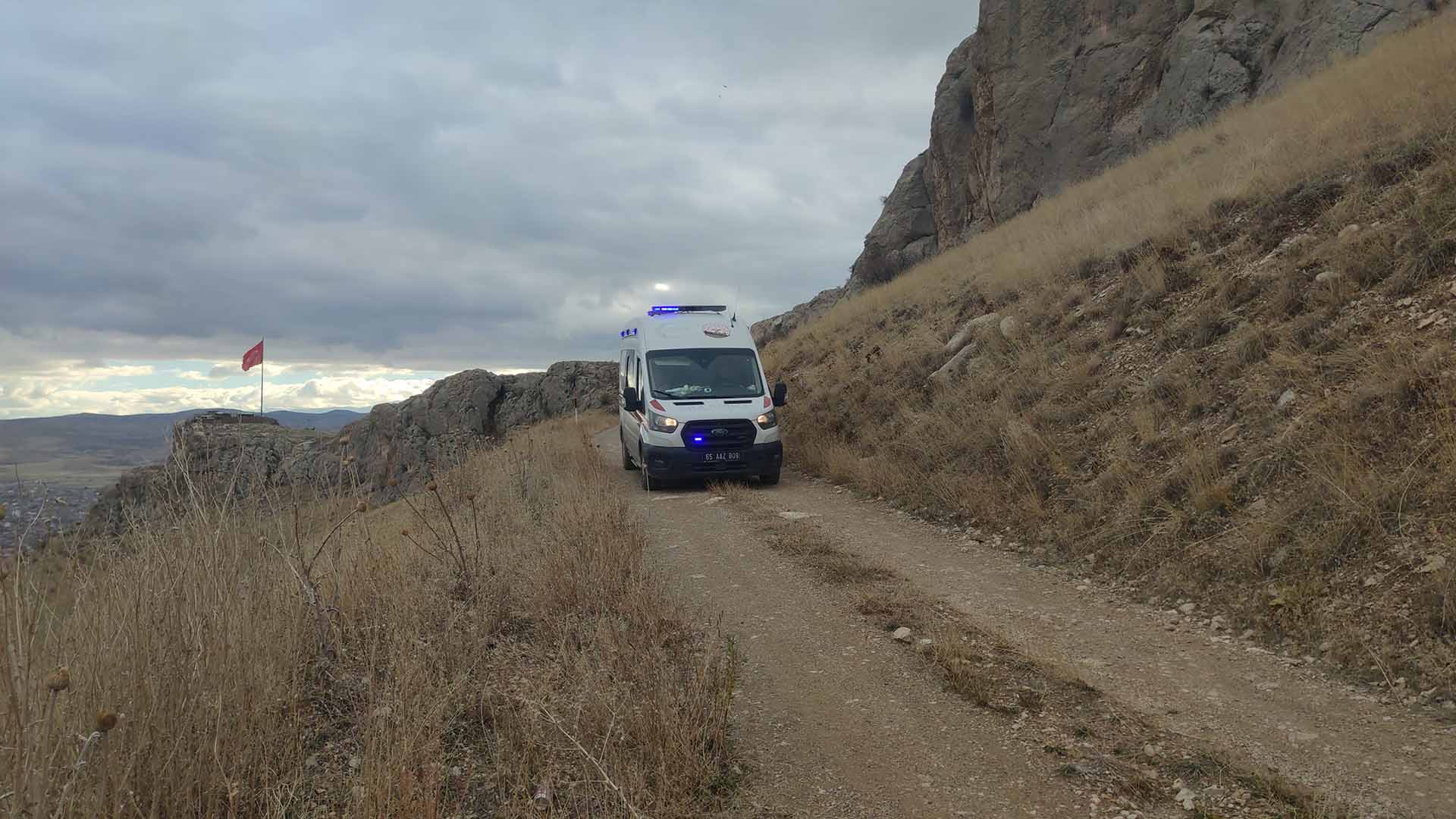 Van'da İş Kazasında İki Belediye Personelinden Biri Hayatını Kaybetti, Diğeri Yaralandı 2