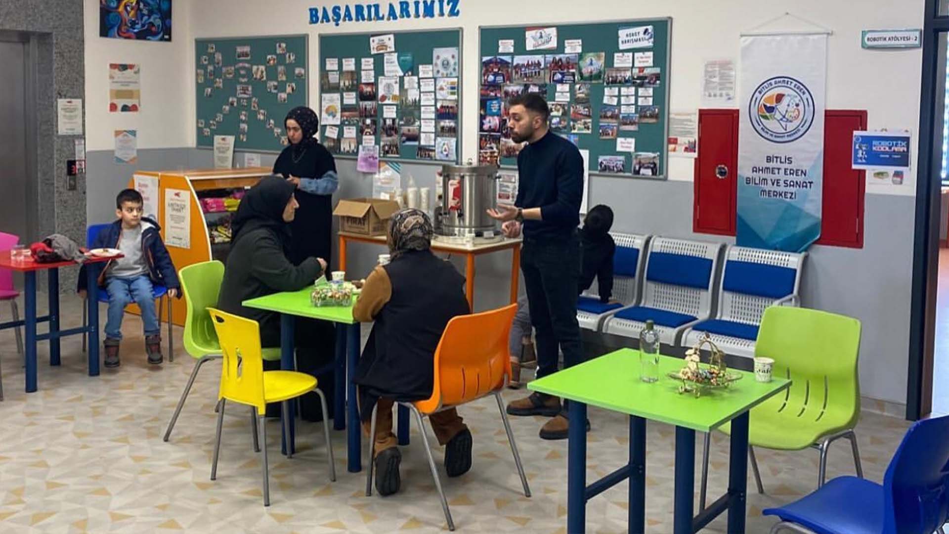 Bitlis Ahmet Eren Bilim Ve Sanat Merkezinde Veli Toplantısı Gerçekleştirildi 1