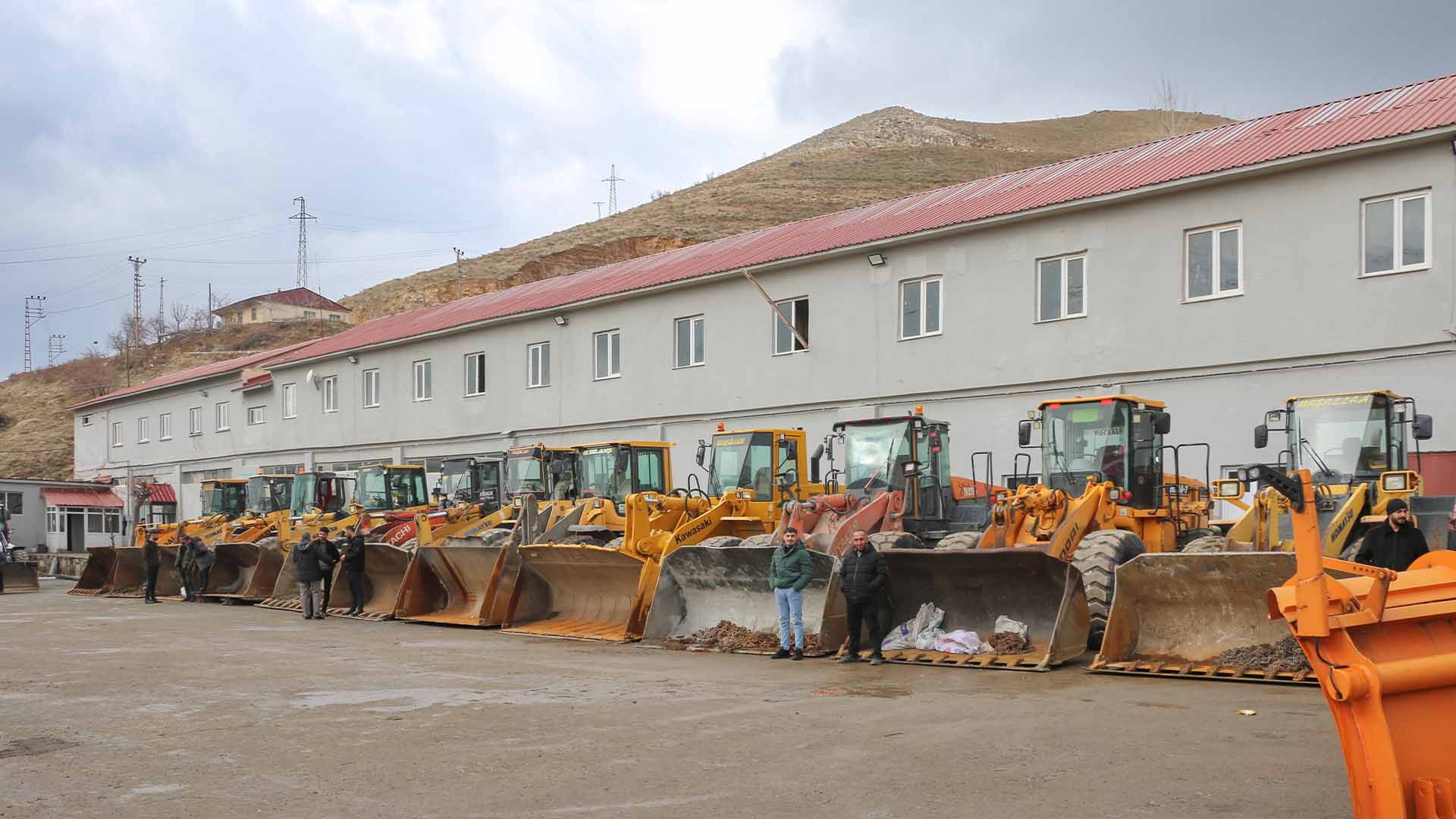 Bitlis Belediyesi Kışa Hazır, Karın Başkenti'nde Sorunsuz Ulaşım Hedefi 4