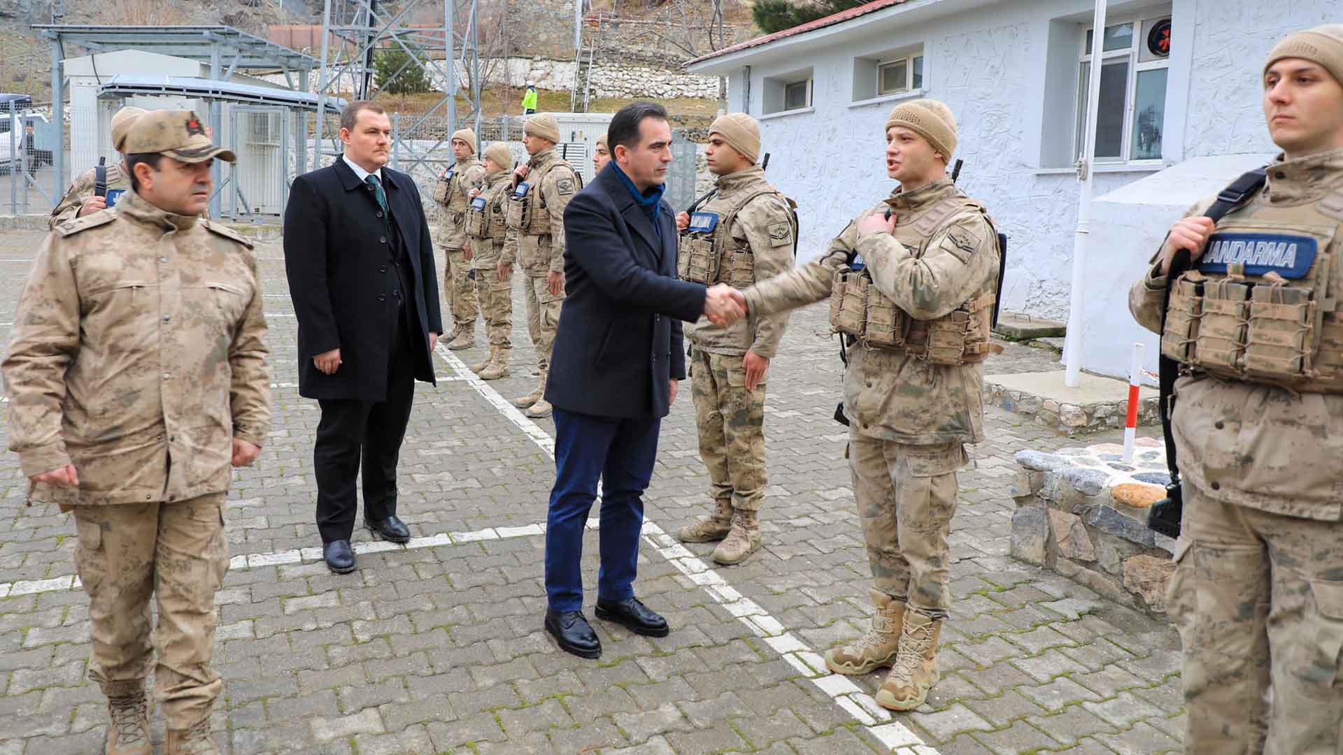 Bitlis Valisi'nden Kolluk Kuvvetlerine Ziyaret 1