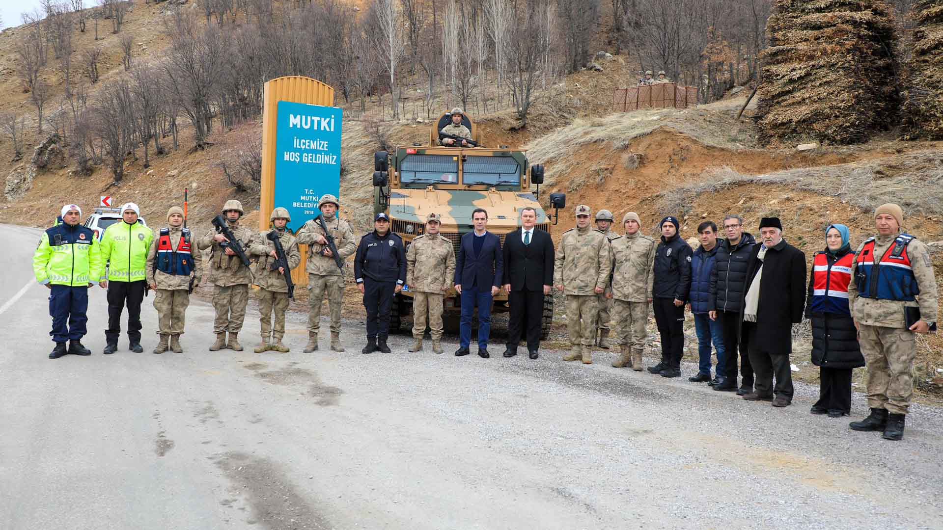 Bitlis Valisi'nden Kolluk Kuvvetlerine Ziyaret