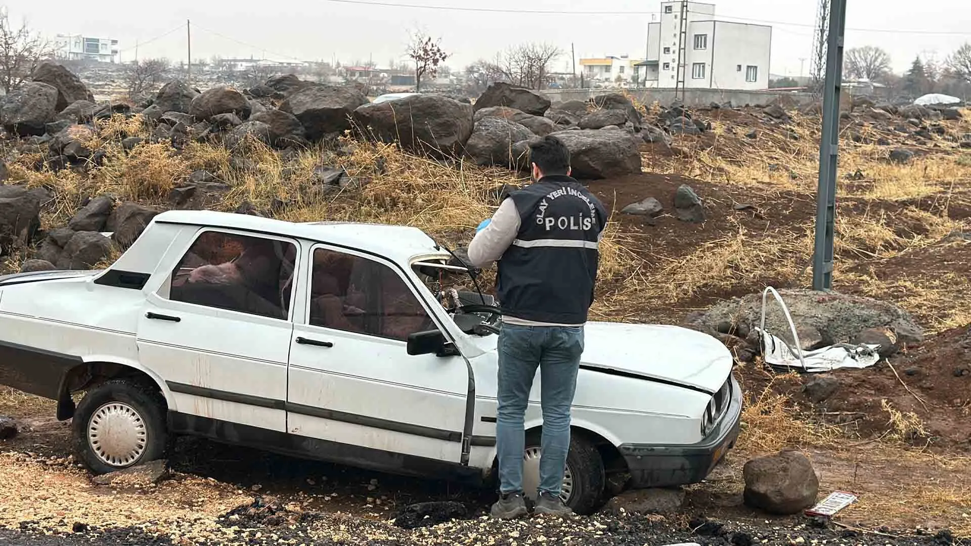 Kamyon Ile Otomobil Carpisti 1 Kisi Oldu 3 Kisi Yaralandi 2