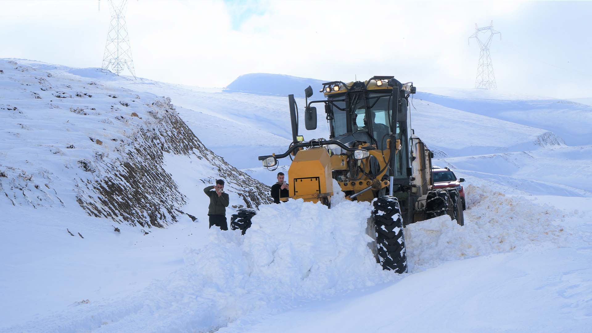 Muş’ta 210 Köy Yolu Ulaşıma Kapandı