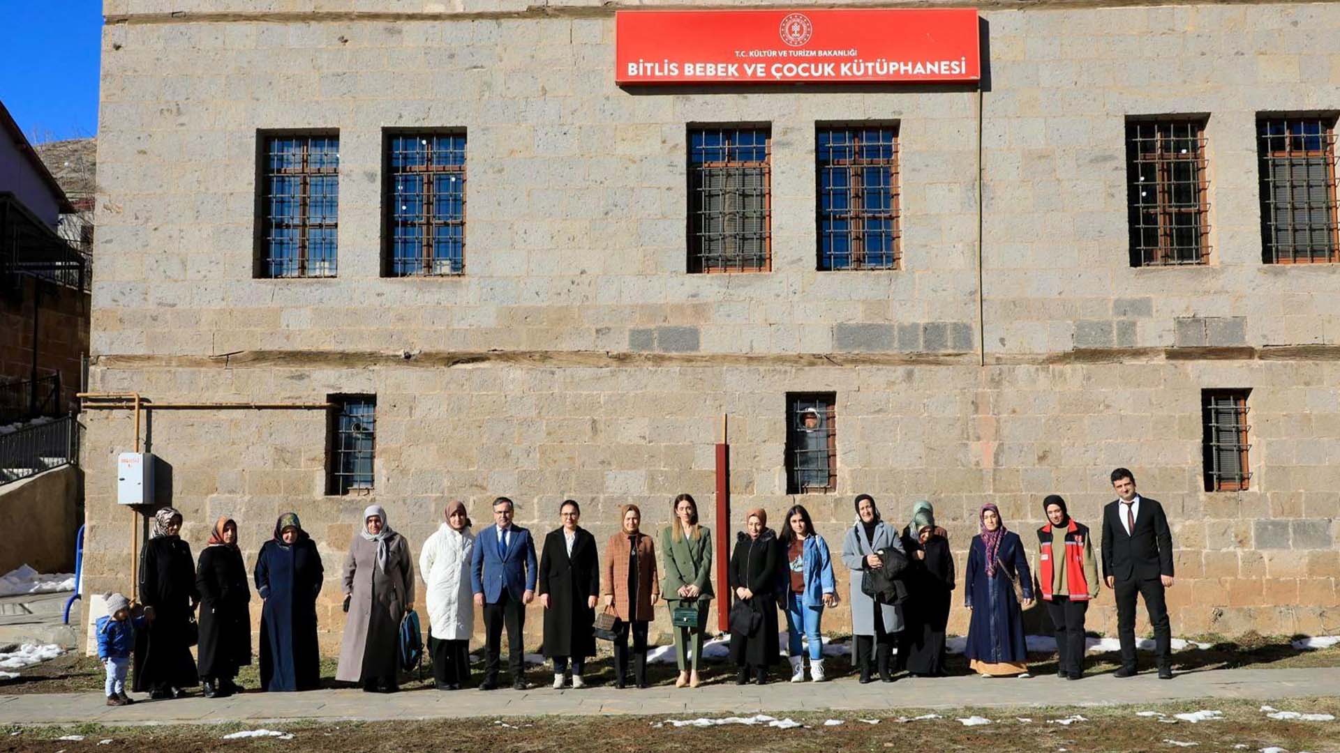 Bitlis’te Annemle Kütüphanedeyim Projesi Başladı 5