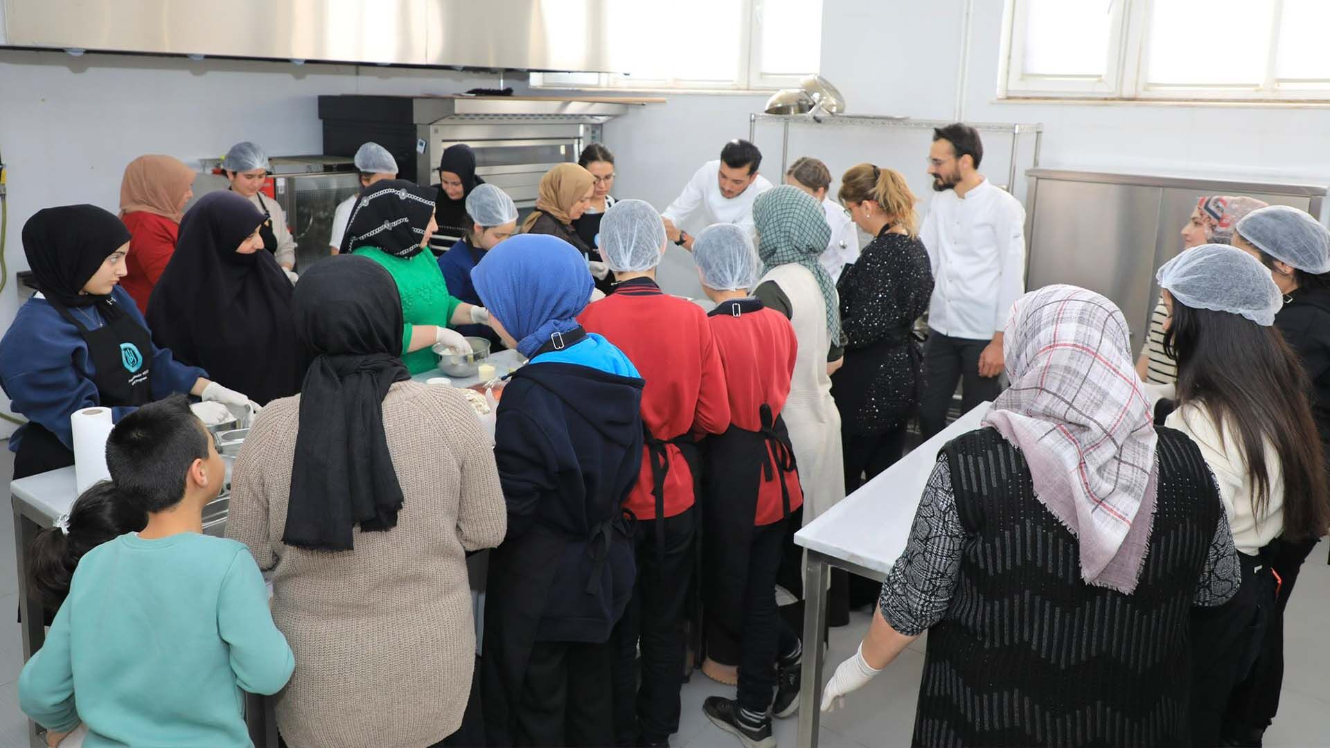 Bitlis’te “Gönül Köprüleri Projesi” Kapsamında Gastronomi Workshop’u Düzenlendi 2