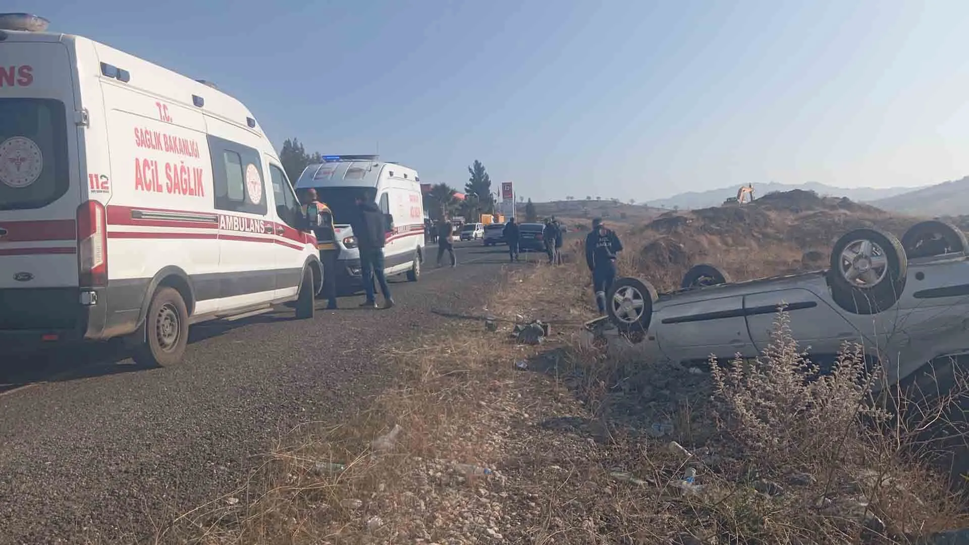 Diyarbakirda Trafik Kazasi Dede Ve Torunu Yaralandi 1