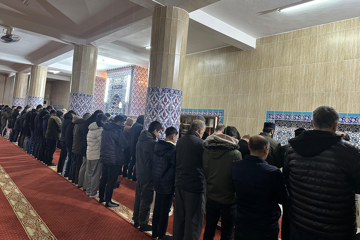 Gaziantepliler Sabah Namazinda Bulustu 1379A46D