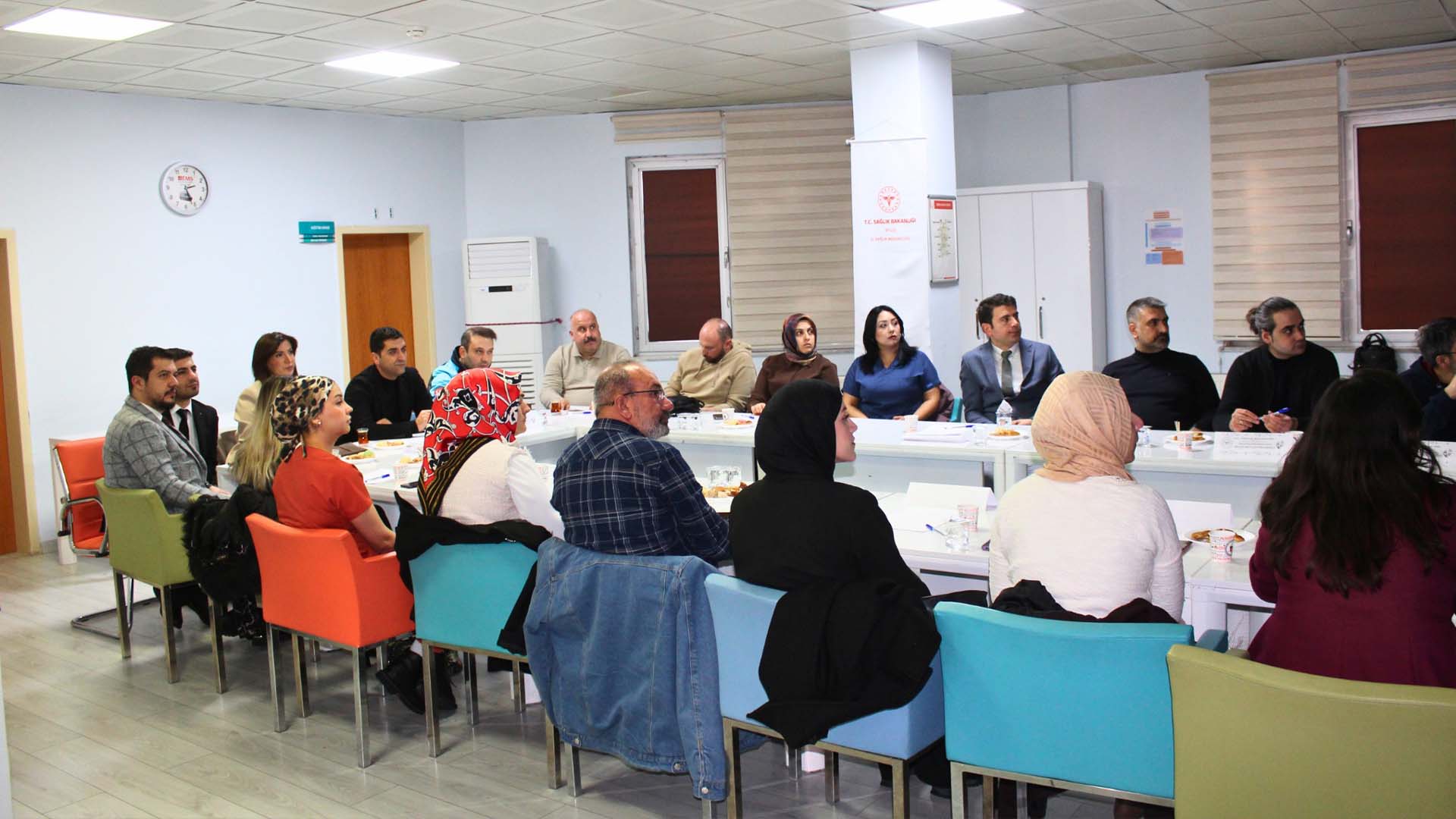 Bitlis’te Anne Ve Bebek Sağlığı İçin Kritik Toplantı, İki Büyük Müjde 1