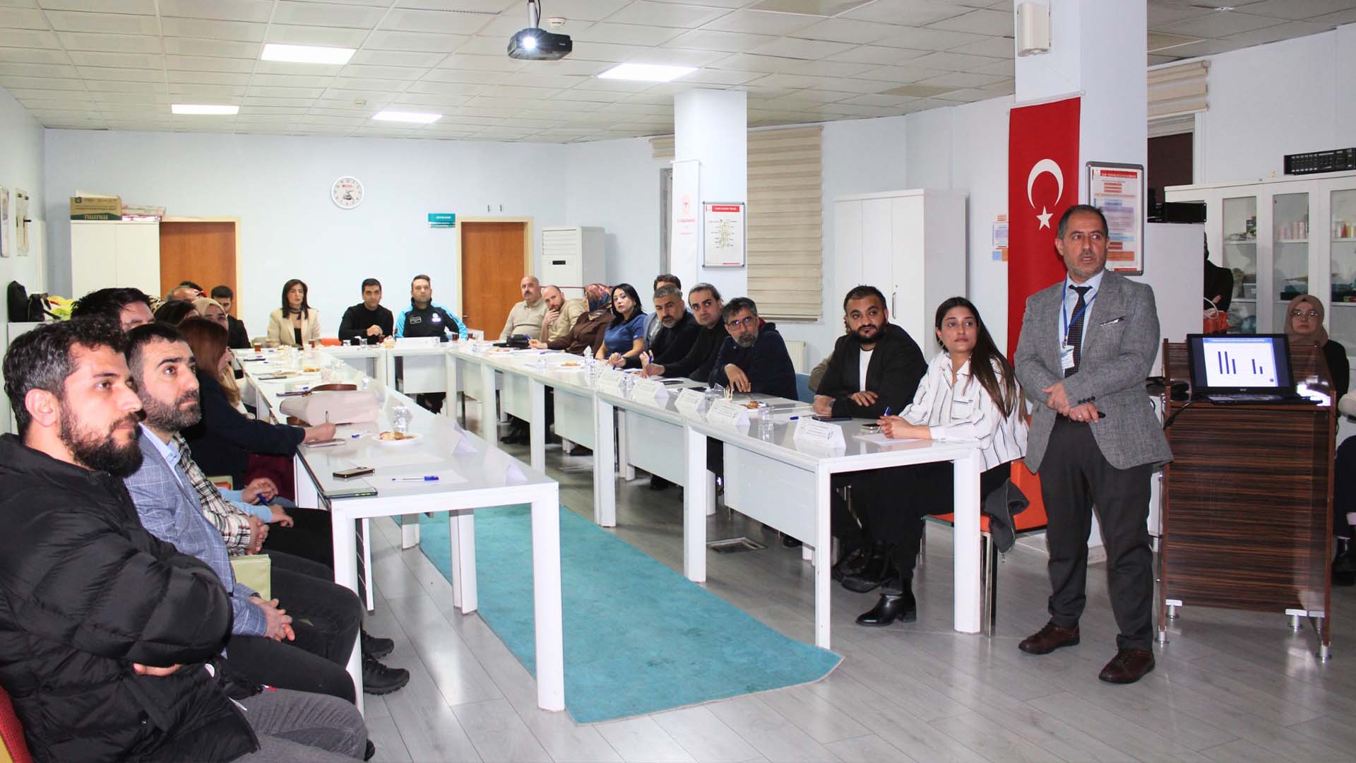 Bitlis’te Anne Ve Bebek Sağlığı İçin Kritik Toplantı, İki Büyük Müjde 2