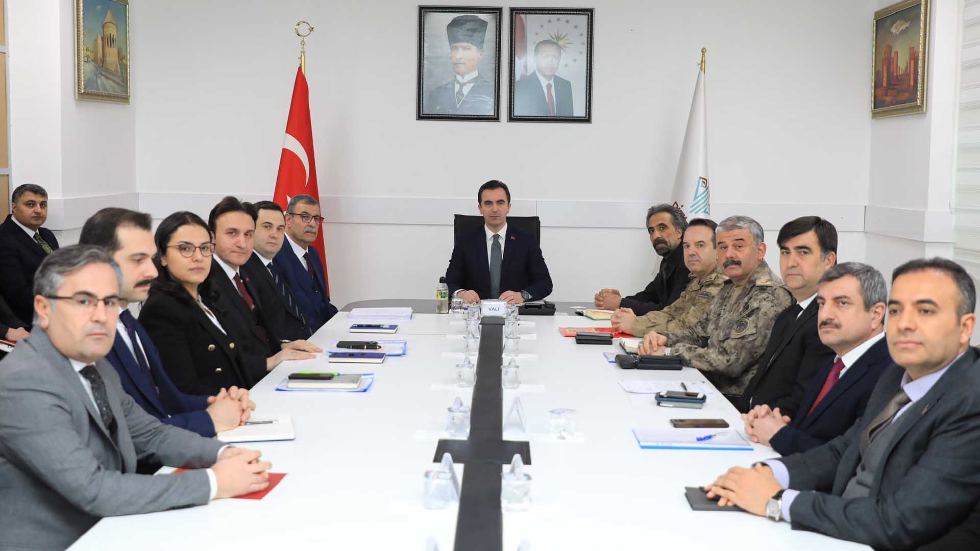 Bitlis’te Yangın Güvenliği Ve Ruhsat Denetimi Toplantısı Yapıldı 3