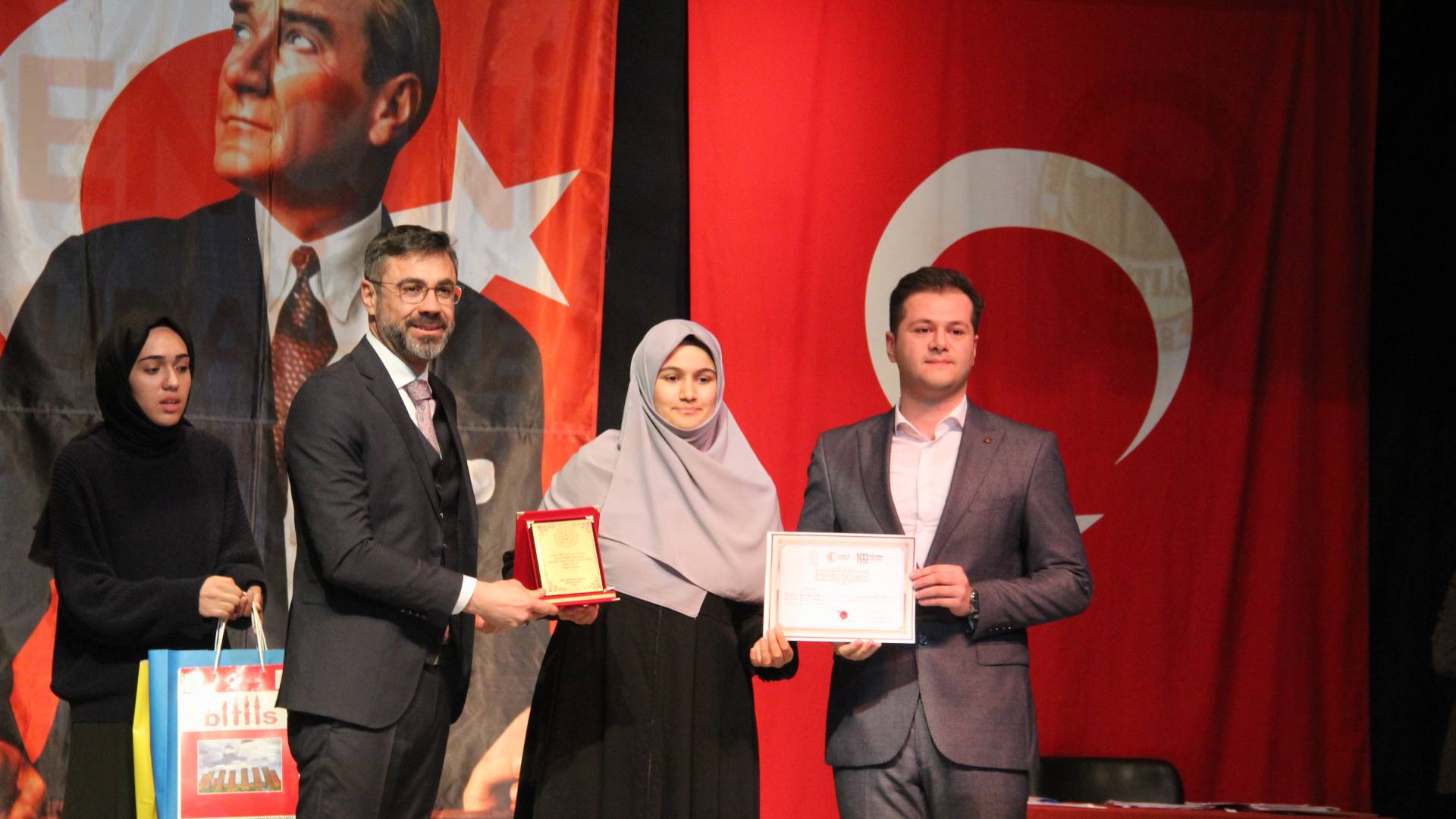 Haber Kapak Şablon 2025 02 13T182501.194