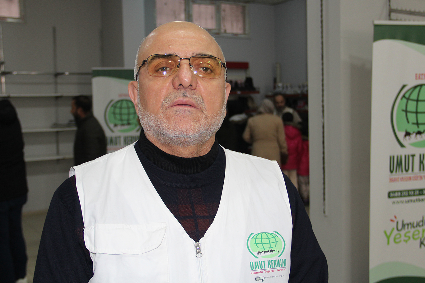 Umut Kervani Batmanda Onlarca Cocuga Mont Ve Bot Yardimi Yapti D68Ffbae