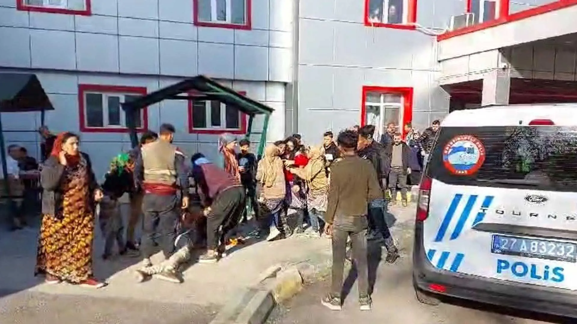 Uzerine Geri Donusum Balyasi Dusen Genc Isci Hayatini Kaybetti 1