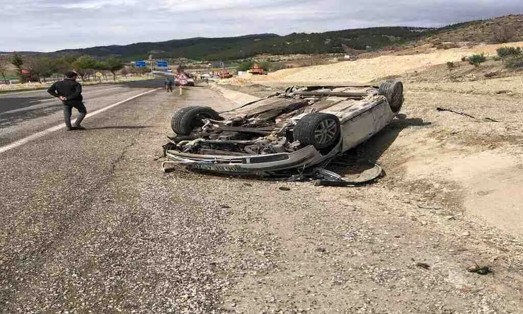 Adiyamanda Takla Atan Aracta 4 Kisi Yaralandi 2