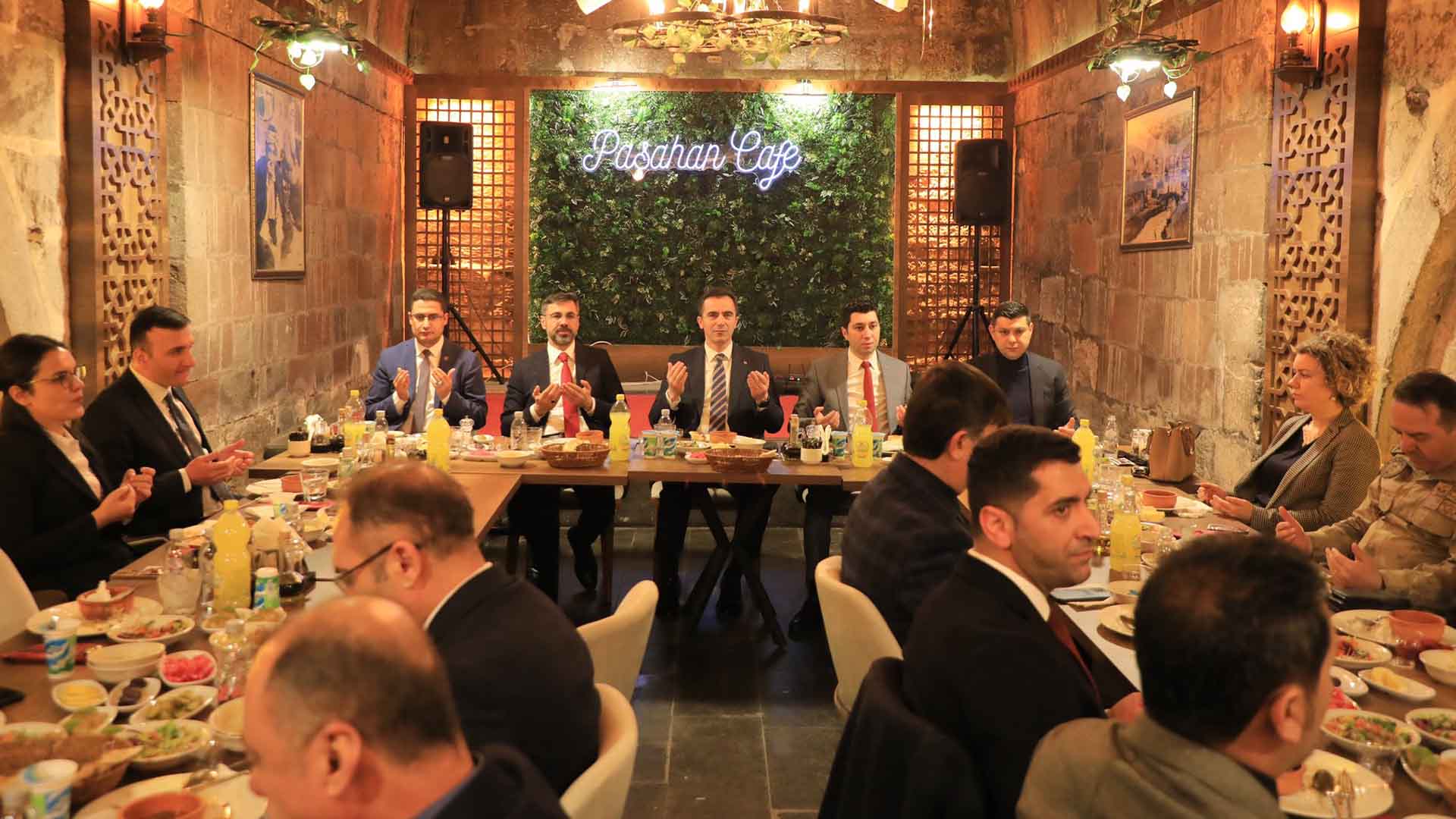 Bitlis Belediyesi’nden Geleneksel İftar Programı 2