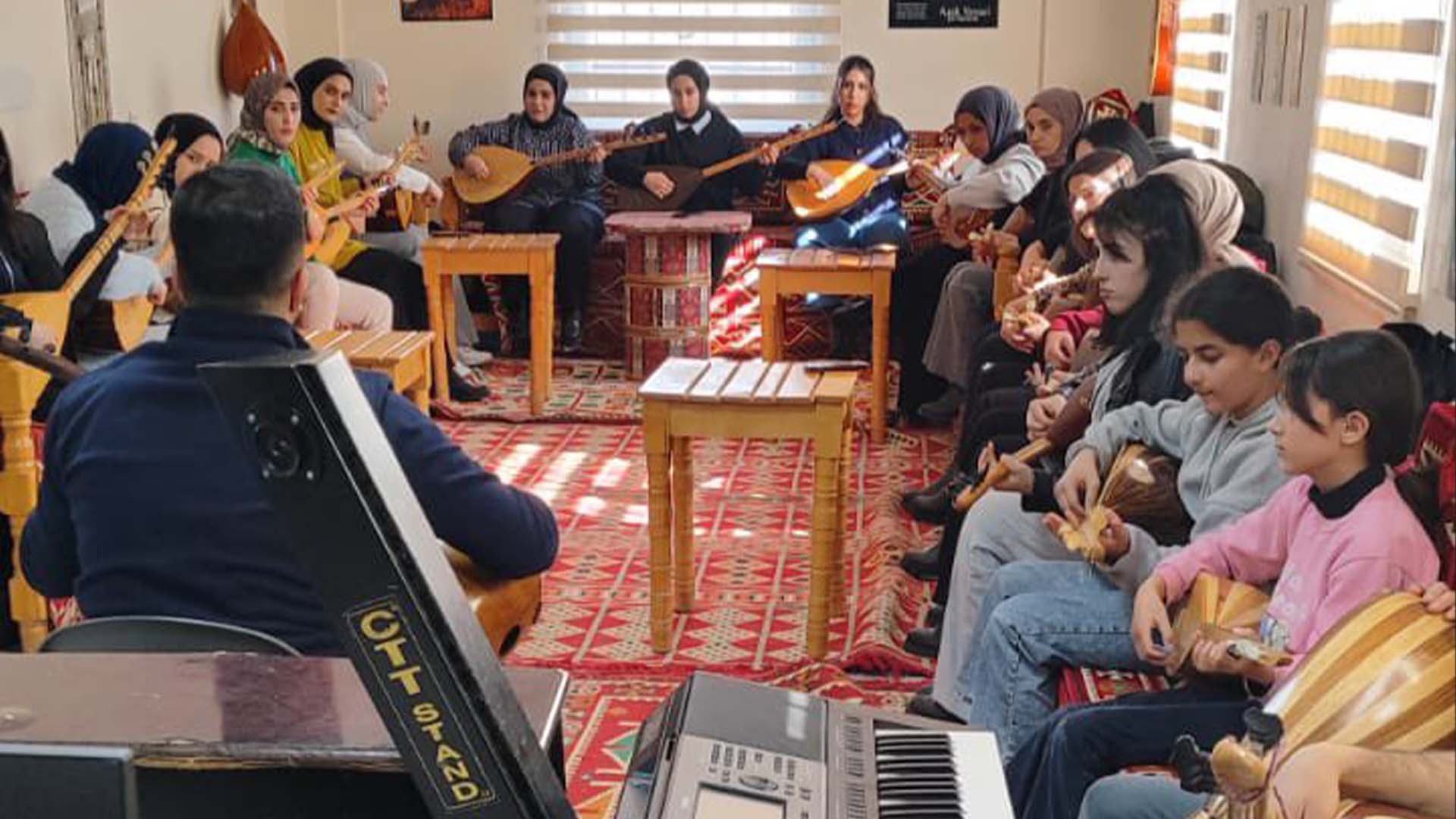 Bitlis Belediyesi’nden Kültürel Mirası Yaşatan Bağlama Kursu 2