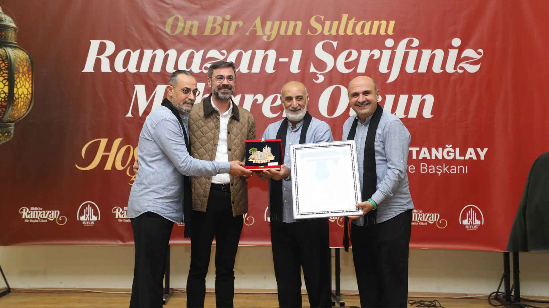 Bitlis’te Ramazan Coşkusu, İlahi Konseri Büyük İlgi Gördü 11