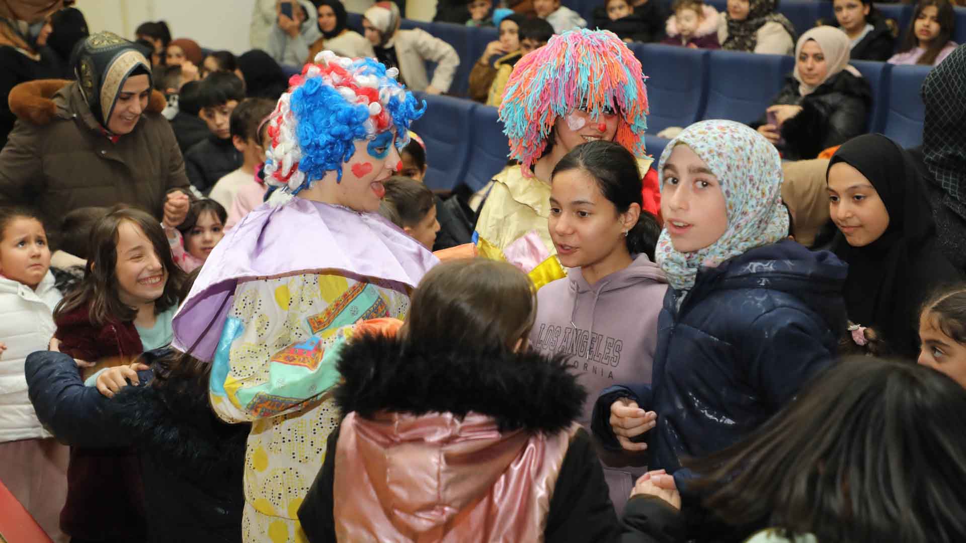 Bitlis’te Ramazan Coşkusu, İlahi Konseri Büyük İlgi Gördü 3