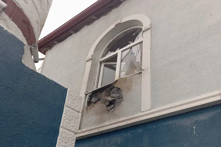 Agrinin Dogubayazit Ilcesinde Camiye Yildirim Isabet Etti Agir Hasar Olustu 3